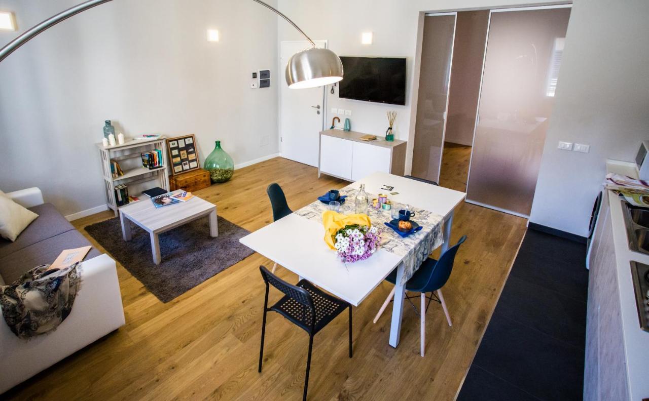 Acacia Firenze - Dalia Apartment Екстериор снимка